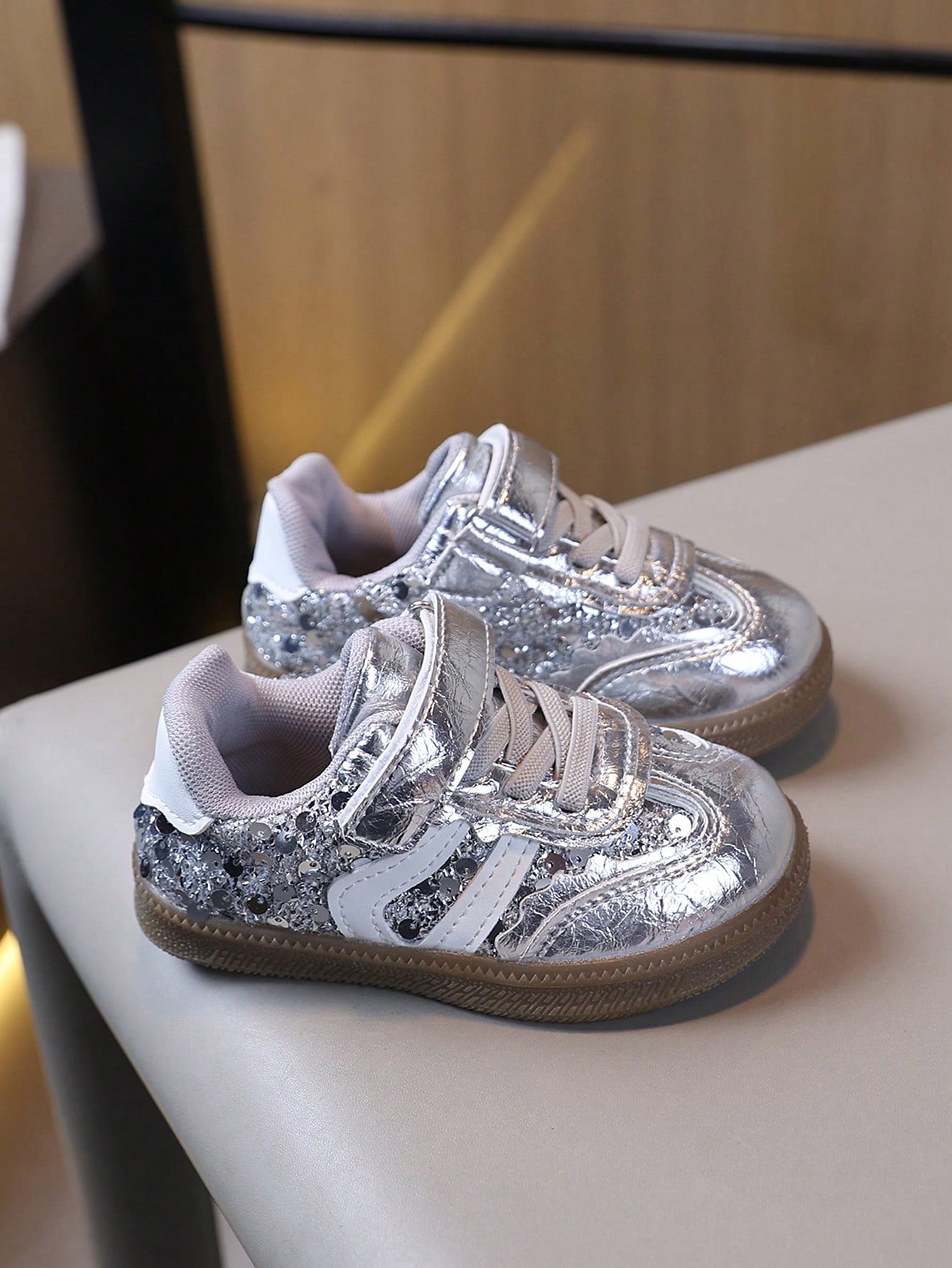 New Sequin Design Baby Sneakers With Comfortable Lining