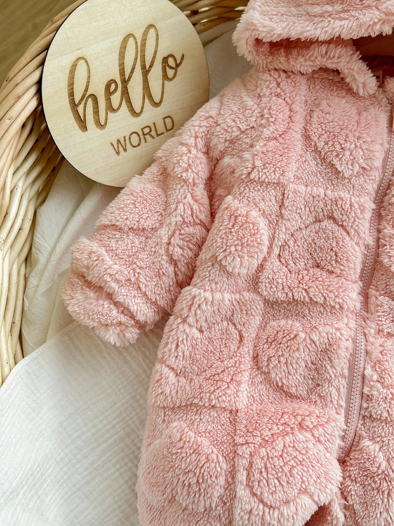 Newborn Baby Girl Cute 3D Ear Fluffy Pink Heart Pattern Zip-Up Hooded Jumpsuit, Autumn/Winter