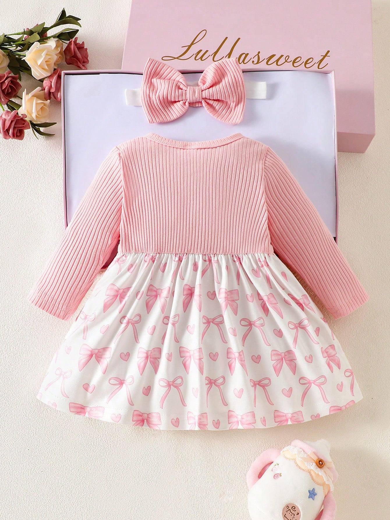 Newborn Baby Girl's Light Pink Summer Cute Birthday Dress&Matching Headband 2-Piece Set Long Sleeved Floral Heart Print Elegant Sweet Infant Clothes