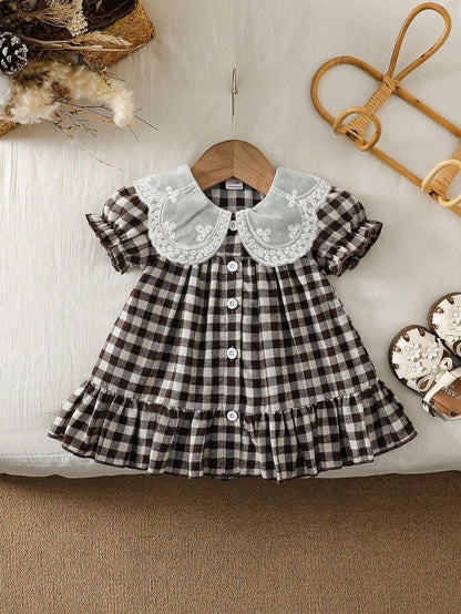 Newborn Cute Cartoon Heart Pattern Suspender Bow Decor Princess Dress, Suitable For Spring/Summer Outings, Vacations And Parties