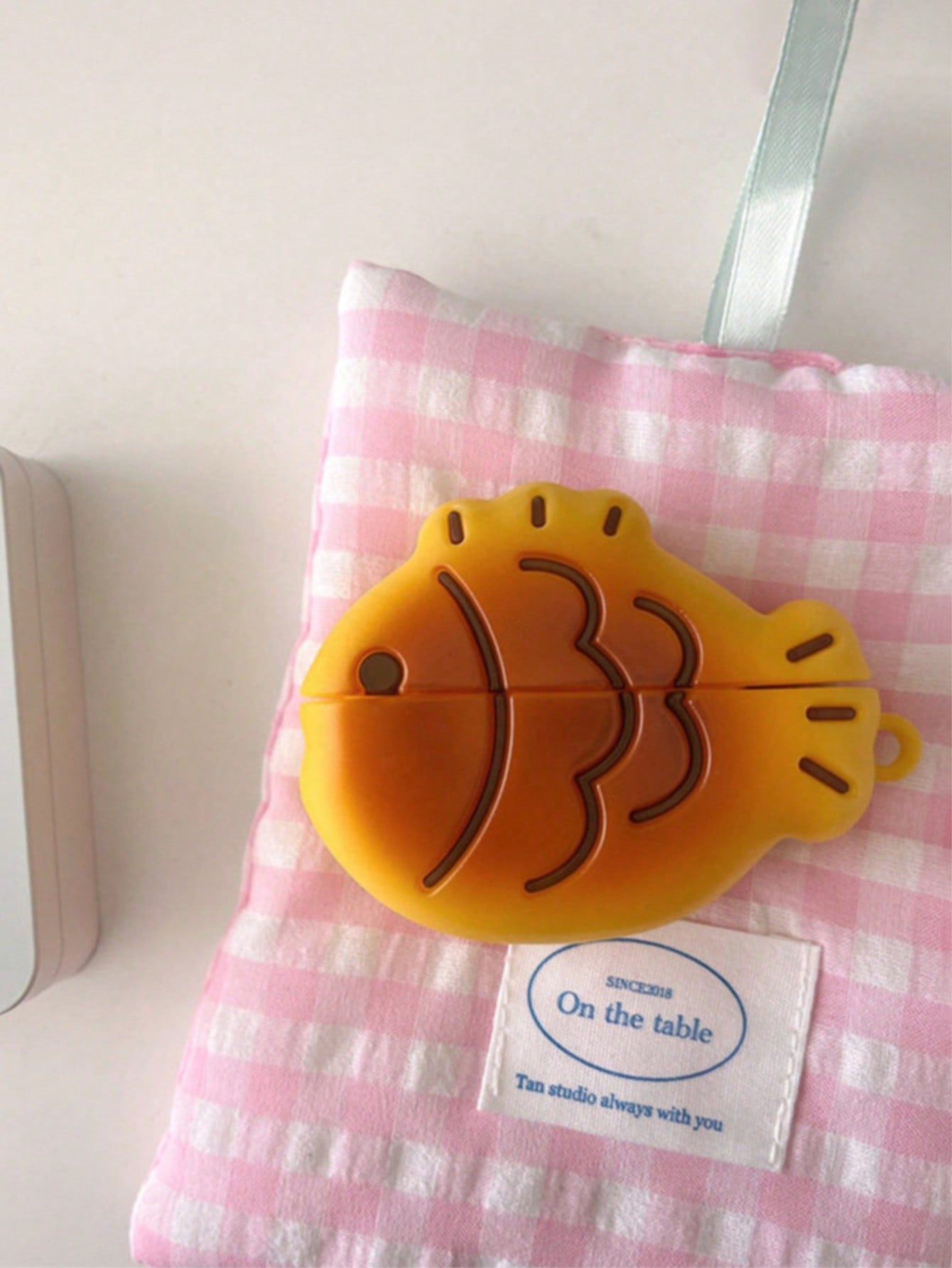 Ocean 1pc 3D Cute Puffer Fish Shaped Bluetooth Earphone Protective Case, Compatible With IPods 1/2/3/4/Pro/Pro2/Pro3