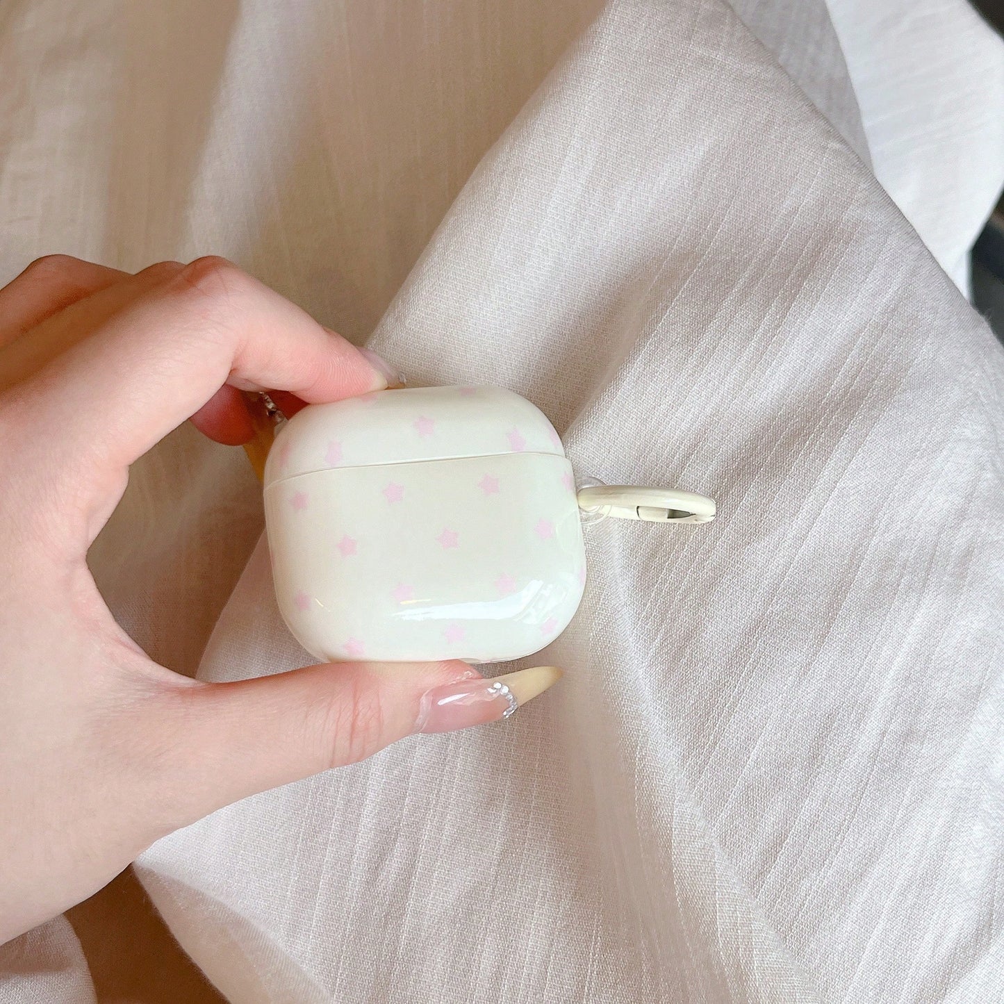 Pink Polka Dot Minimalist Design Earphone Case + Hanging Loop Set, Compatible With Apple Pro2/ Pro/ 4/ 3/ 2