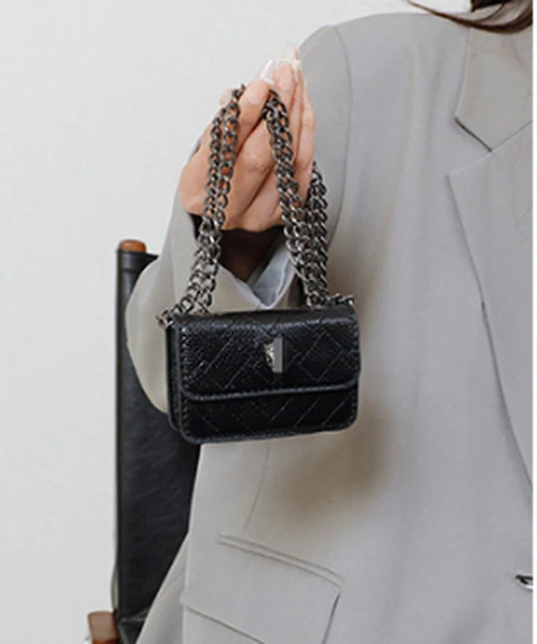Quilted PU Square Crossbody Bag, Magnetic Closure Metal Chain Shoulder Purse With Card Slots, Luxury Daily Women Tiny Bag Multiple
