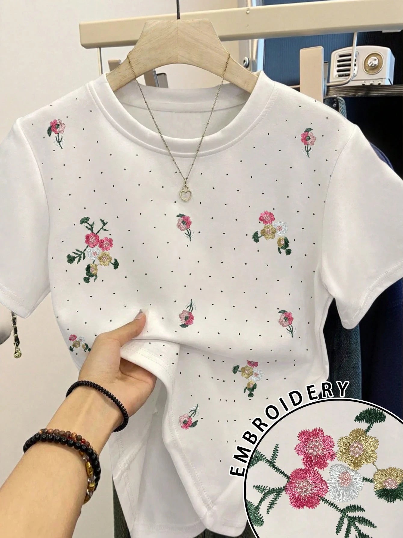 Resyla Floral Pink,Summer,Elegant,Date Flowers Pattern Graphic Tee,Women Top,Fashion Tops Shirts,Aesthetic T-Shirt,Gift Mom,Casual Minimalist Fashion Top