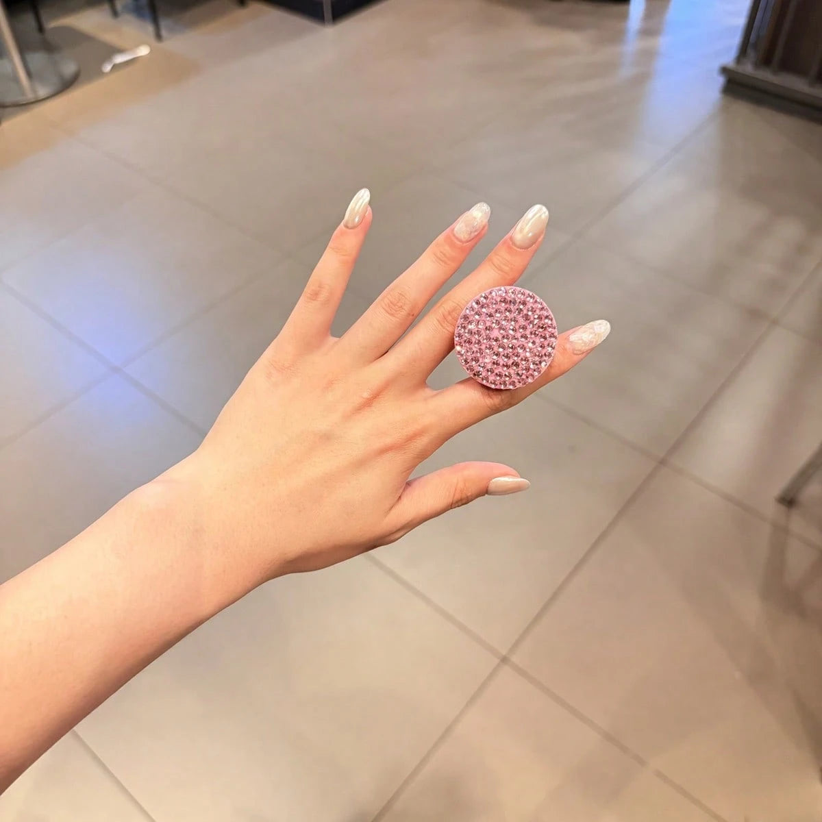 Rhinestone Metal Phone Stand Ring Decor Eye-Catching Phone Grip, Suitable For IPhone And Android Phones, Birthday, Family, Friend Gift, Push-Pull Phone Grip, Phone Stand, Phone Accessories