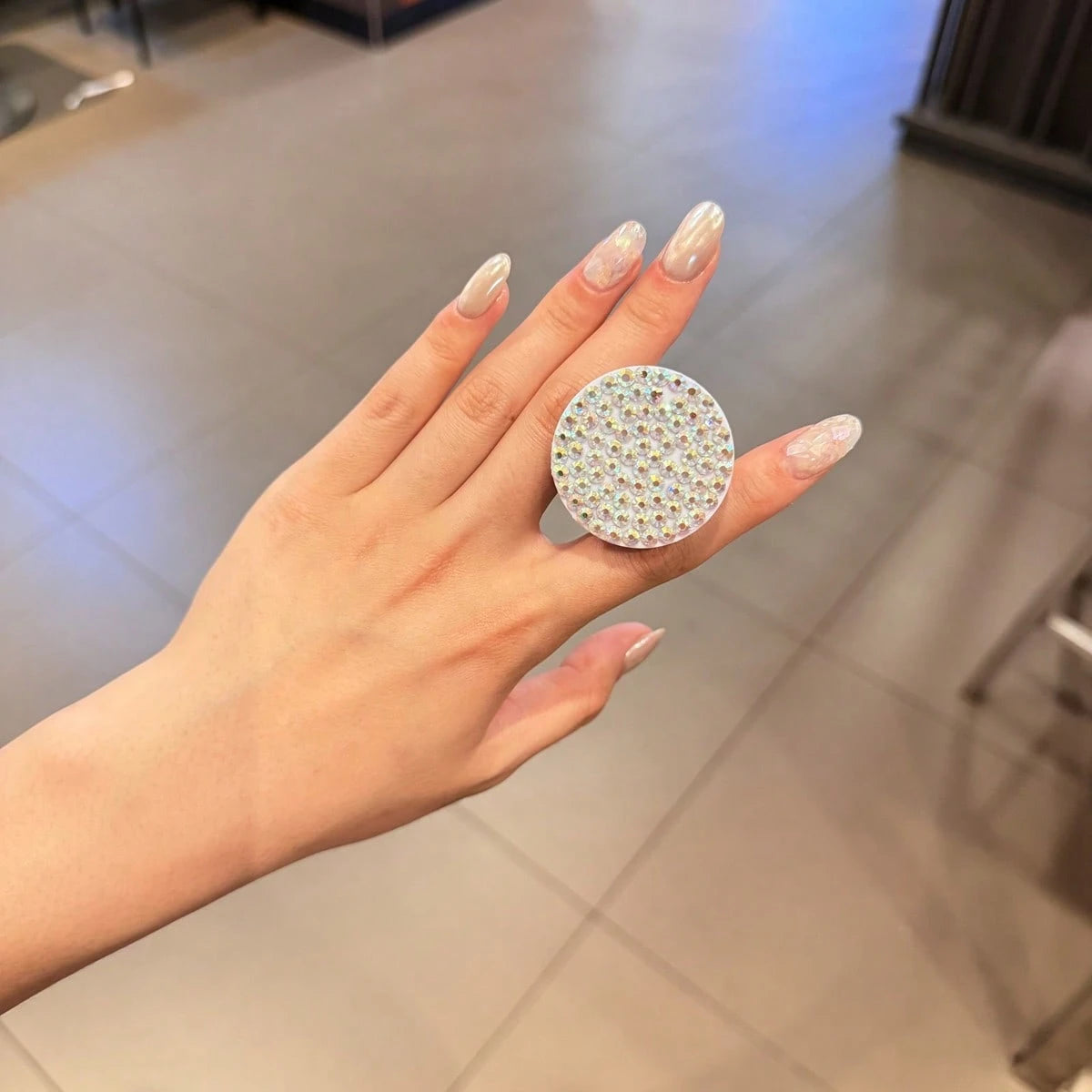 Rhinestone Metal Phone Stand Ring Decor Eye-Catching Phone Grip, Suitable For IPhone And Android Phones, Birthday, Family, Friend Gift, Push-Pull Phone Grip, Phone Stand, Phone Accessories
