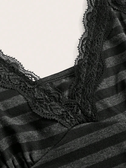 ROMWE Fairycore Striped Contrast Lace Cami Top