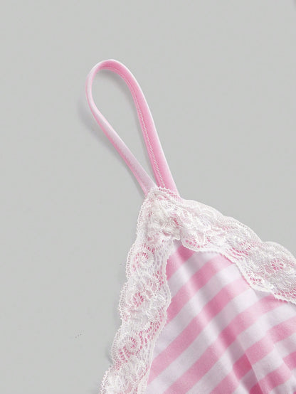 ROMWE Fairycore Striped Contrast Lace Cami Top