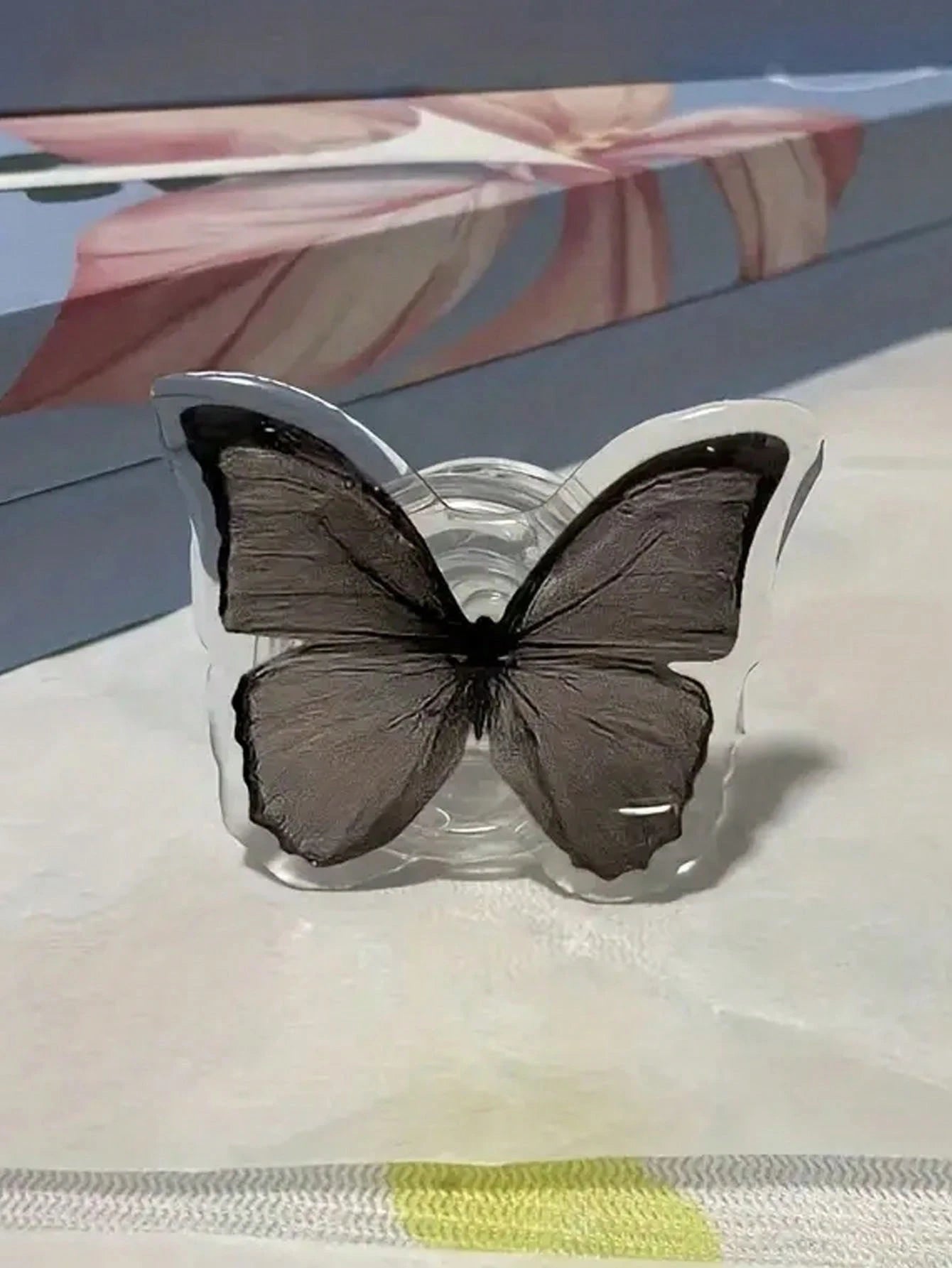 ROMWE Goth Creative Butterfly Back Sticker Push-Pull Mobile Phone Holder, Retractable 360° Rotating Butterfly Slouchy Holder, Universal