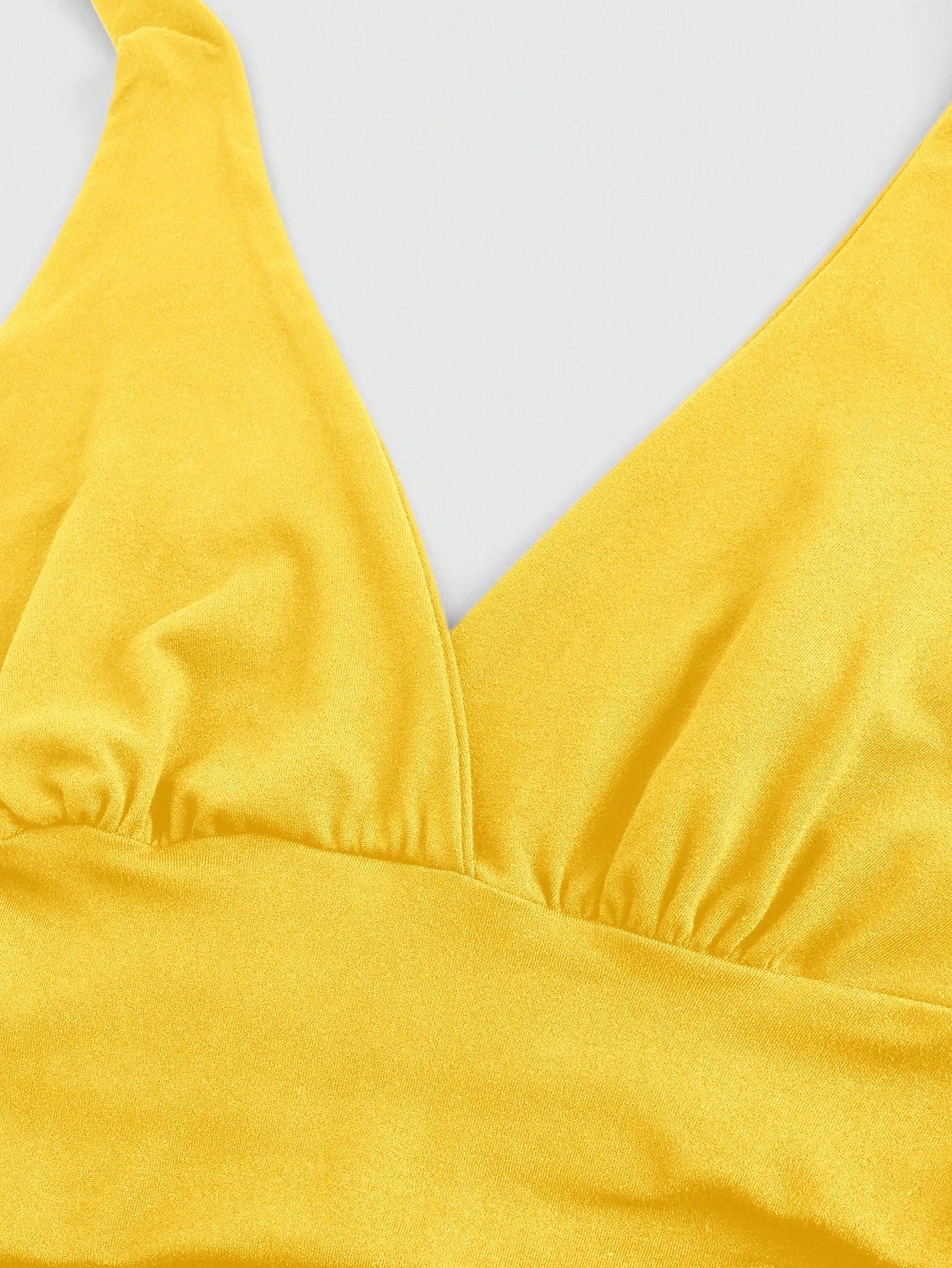 ROMWE Grunge Punk Spring|Summer Carnival Beach Vacation Y2K Style Solid Color Ruched Waist Halter Neck Women Yellow Top