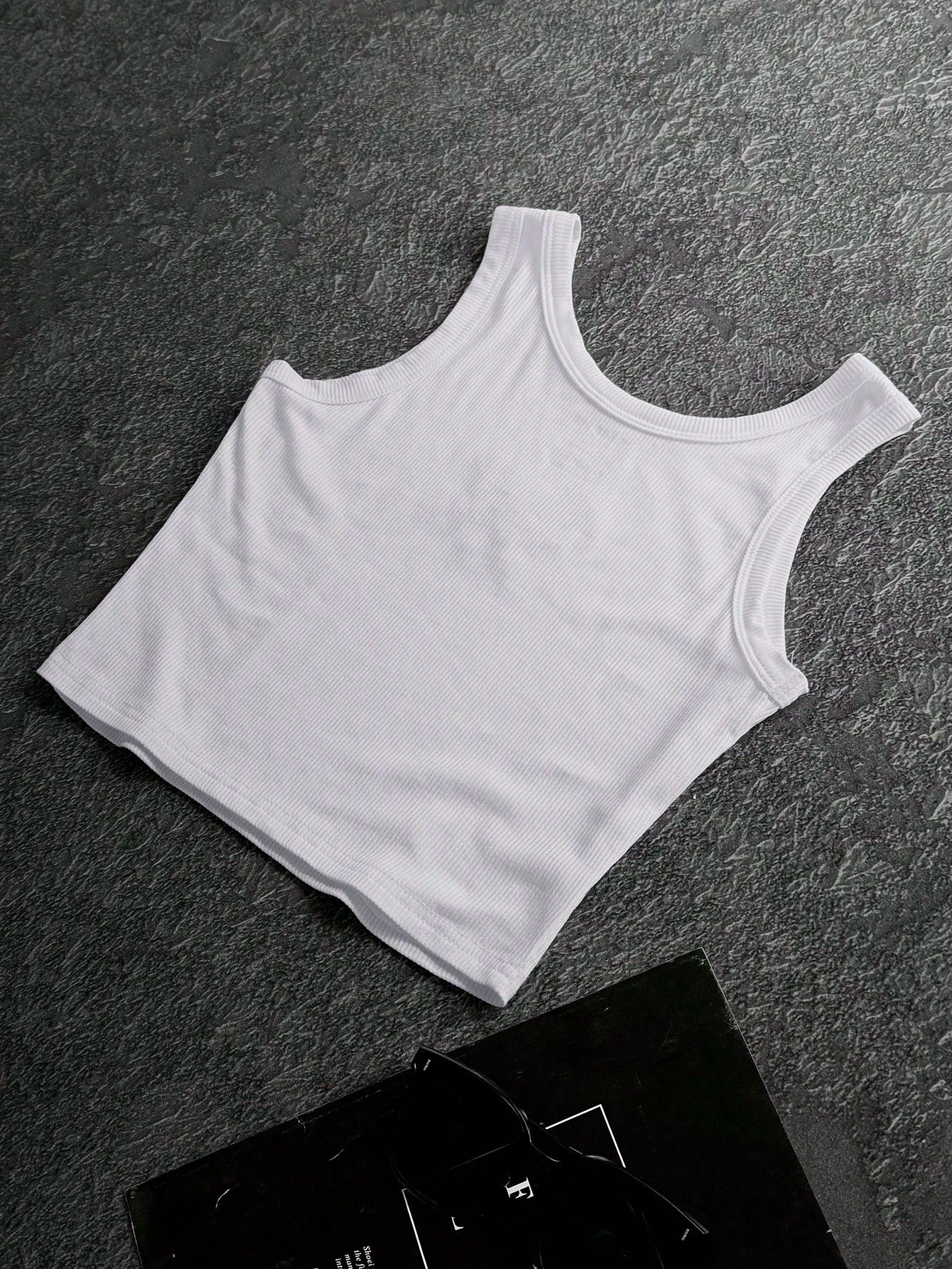 Rovax Women's Fashion Shell Embroidered Solid Color Camisole Tank Top