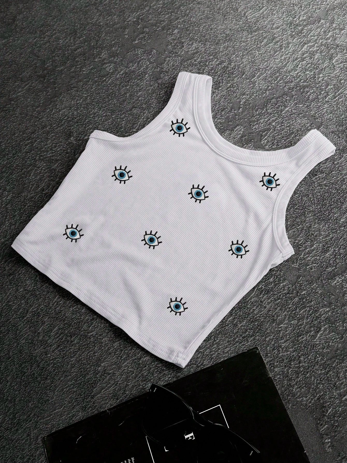 Rovax Women's Fashion Shell Embroidered Solid Color Camisole Tank Top