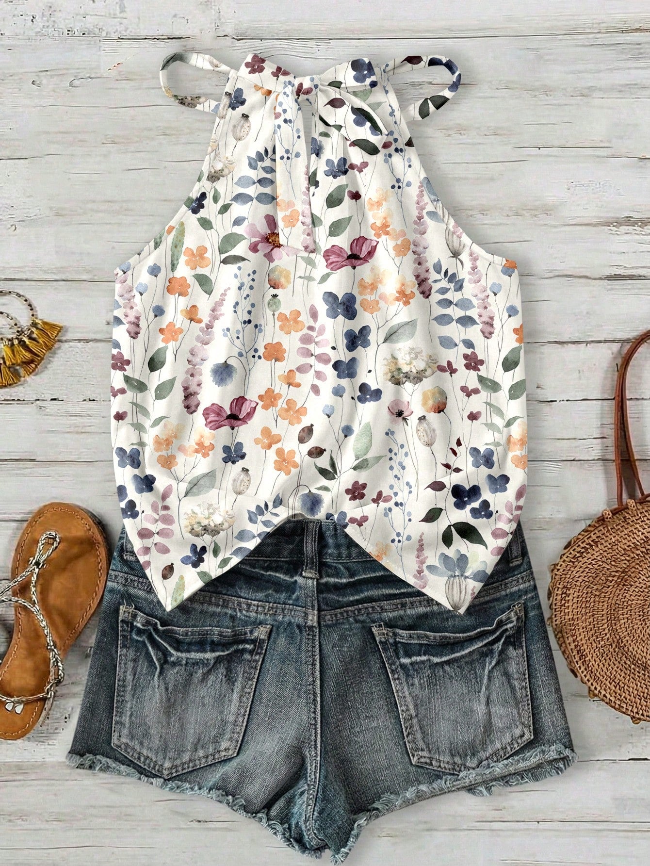 Rusticease Women's Retro Boho Floral Halter Neck Camisole, Suitable For Spring/Summer Vacation Beach Beige