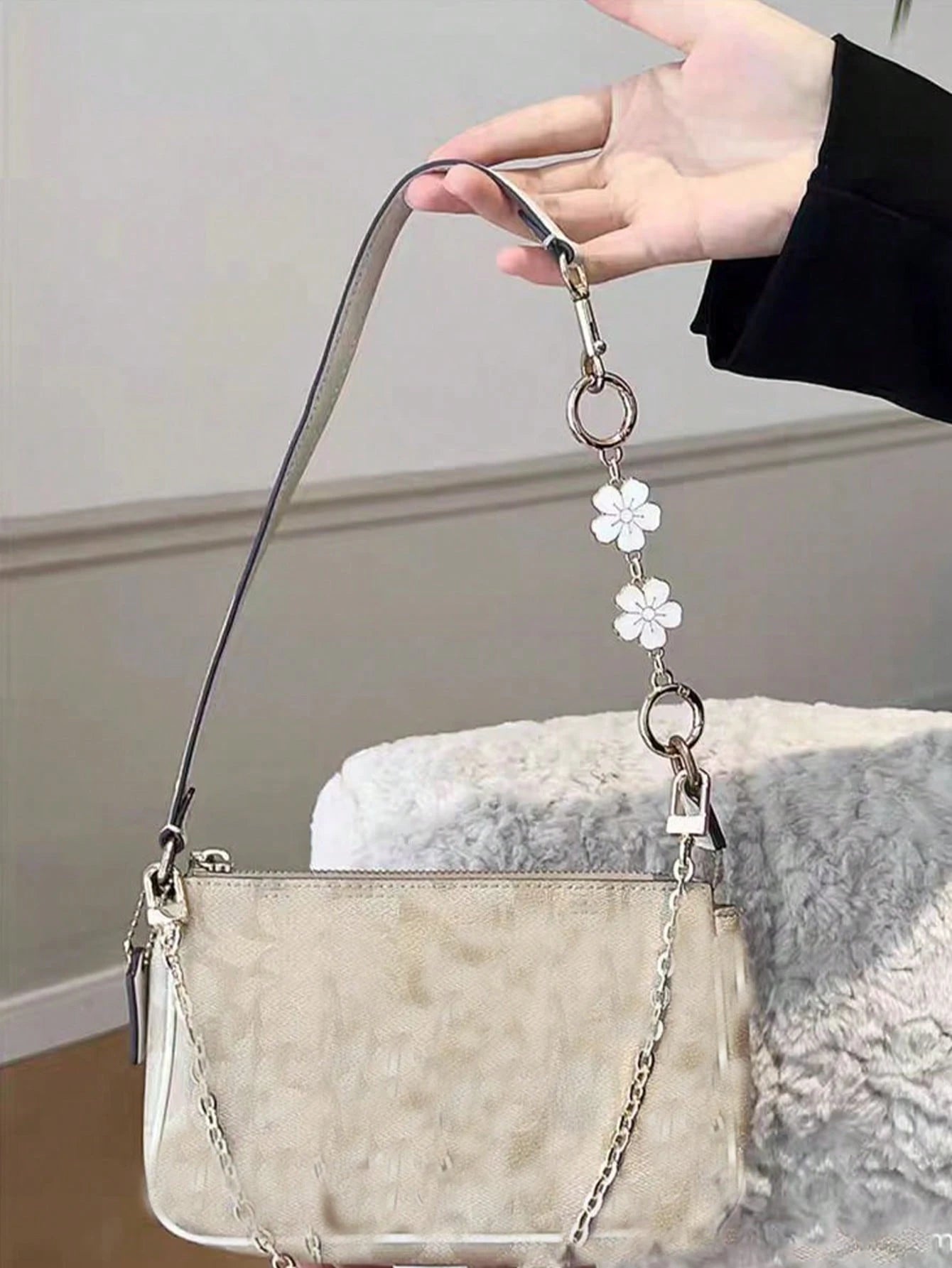 Seka Paul Cherry Blossoms Pattern Bag Extension Chain Underarm Bag Chain For Replacement Shoulder Strap.Cherry Blossoms Shape Fastener Bag Extension Chain Bag Shoulder Strap Bag Accessories Bag Extend