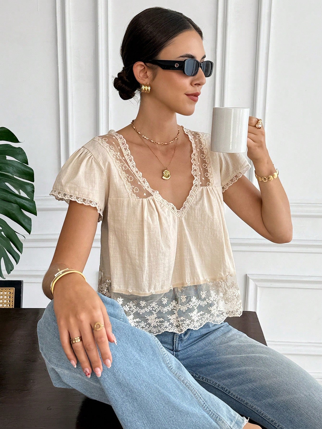 Serisse Women's Apricot 100% Cotton Lace Patchwork Blouse,Elegant V-Neck Twist Backless Tie Babydoll Top,French Niche Puff Sleeve Summer Top For Date Night