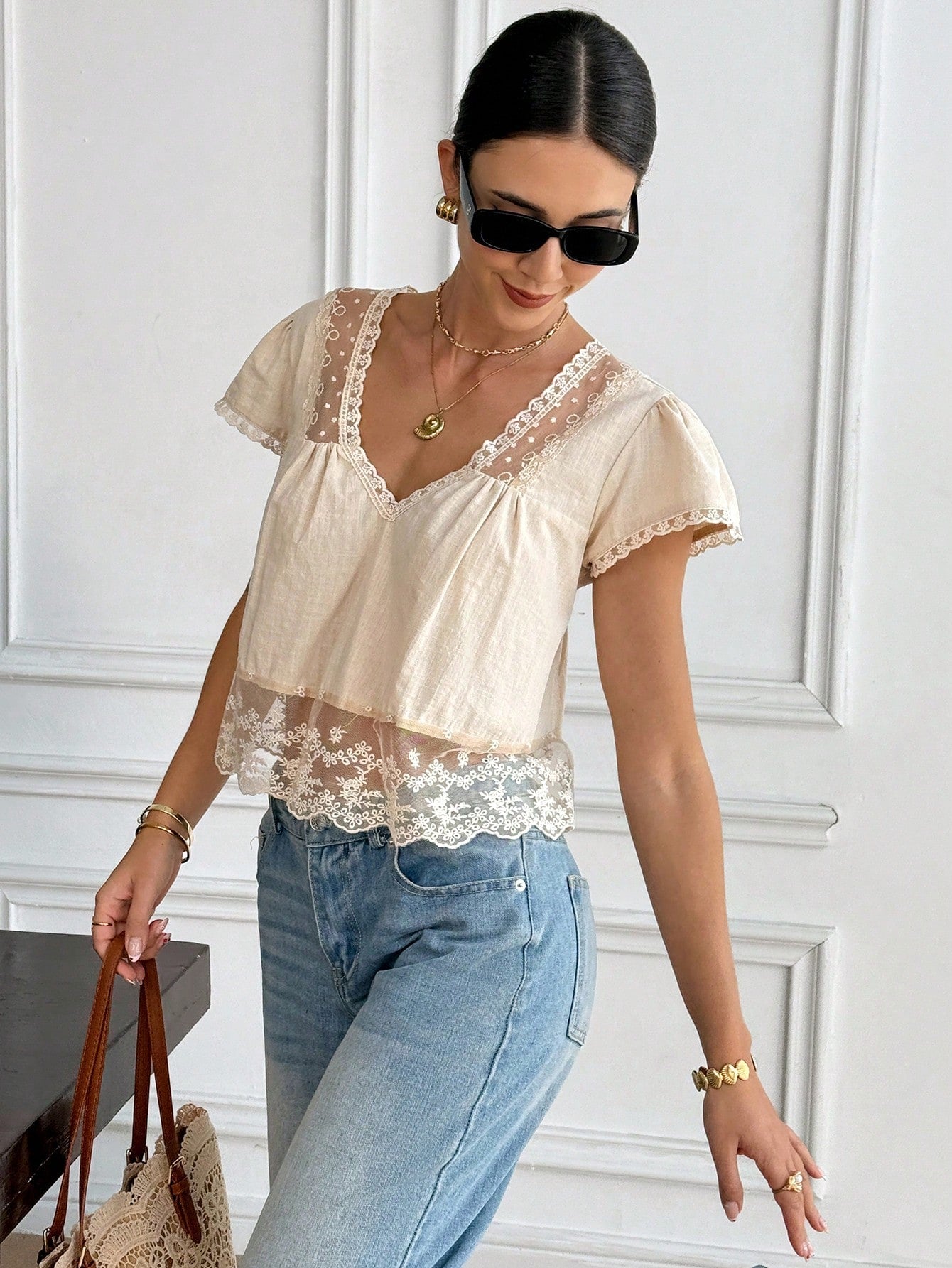 Serisse Women's Apricot 100% Cotton Lace Patchwork Blouse,Elegant V-Neck Twist Backless Tie Babydoll Top,French Niche Puff Sleeve Summer Top For Date Night