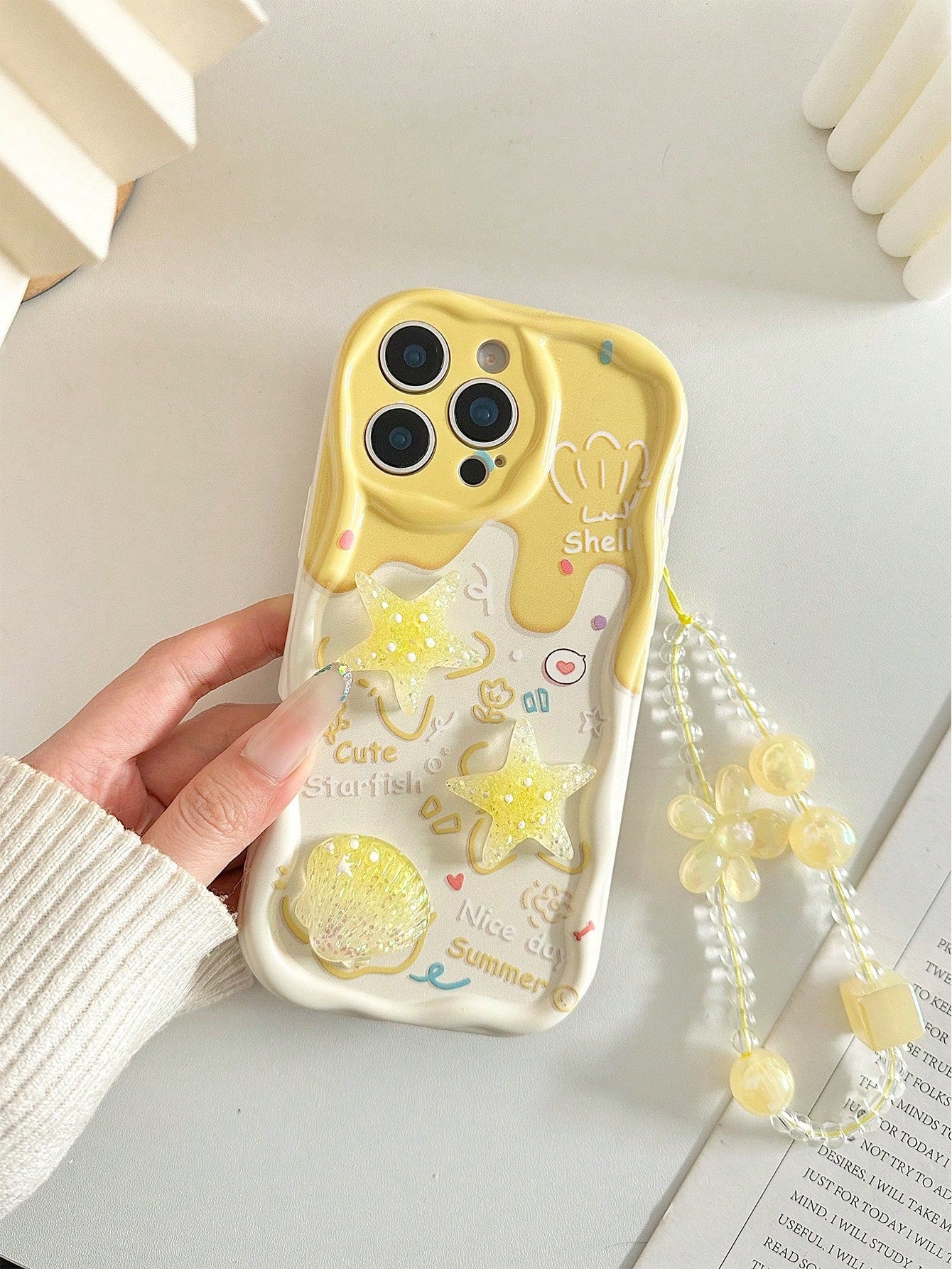 Shockproof Ocean Elements Ocean Cartoon Starfish Handmade Sticker Accessories, Beige Color Painted Cream Texture Wave Edge Print Protective Case With Additional Chain Accessories, Compatible With Ipho