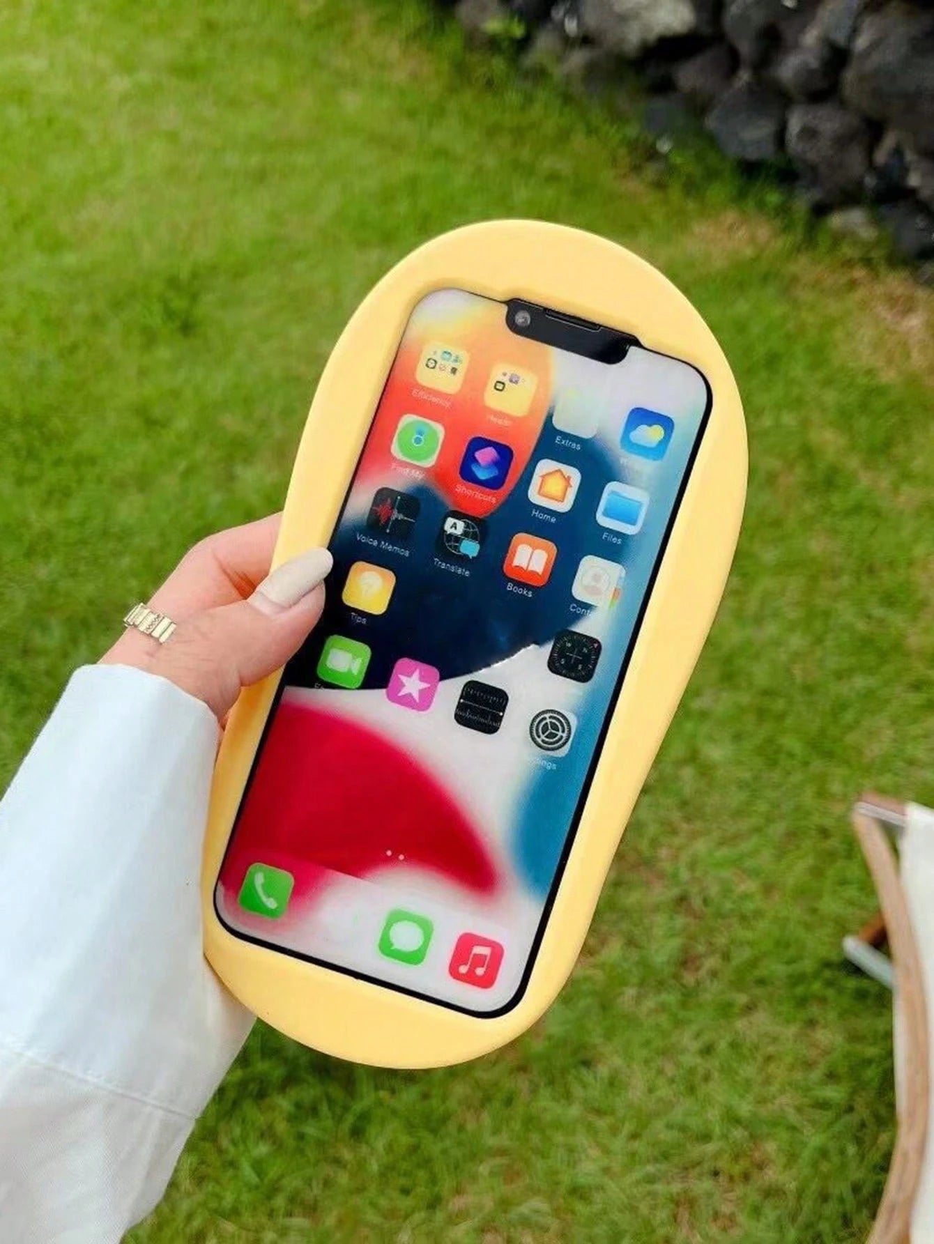 Silicone Cute Ugly Cute Funny Yellow Flip Flop Shaped Silicone Flower Decor Phone Case Compatible With IPhone 17/16 Pro Max/15/14/13/12/11/XS/XS Max/XR/7/8 Plus, Adorable Novelty Cases Spring Gift Bir