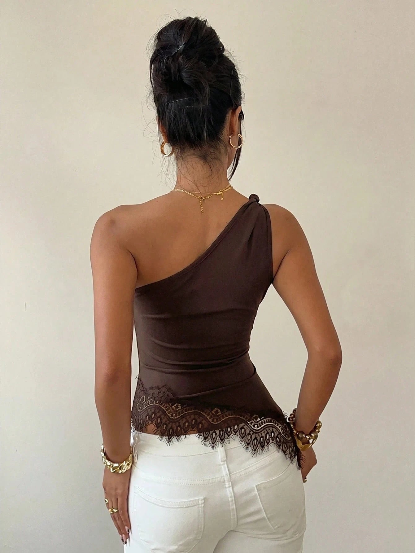 Siren Gaze Lace Patchwork Twist Knot One Shoulder Top, Elegant Fitted Women's Carnival Casual Summer Style, Asymmetrical Backless Party Music Festival