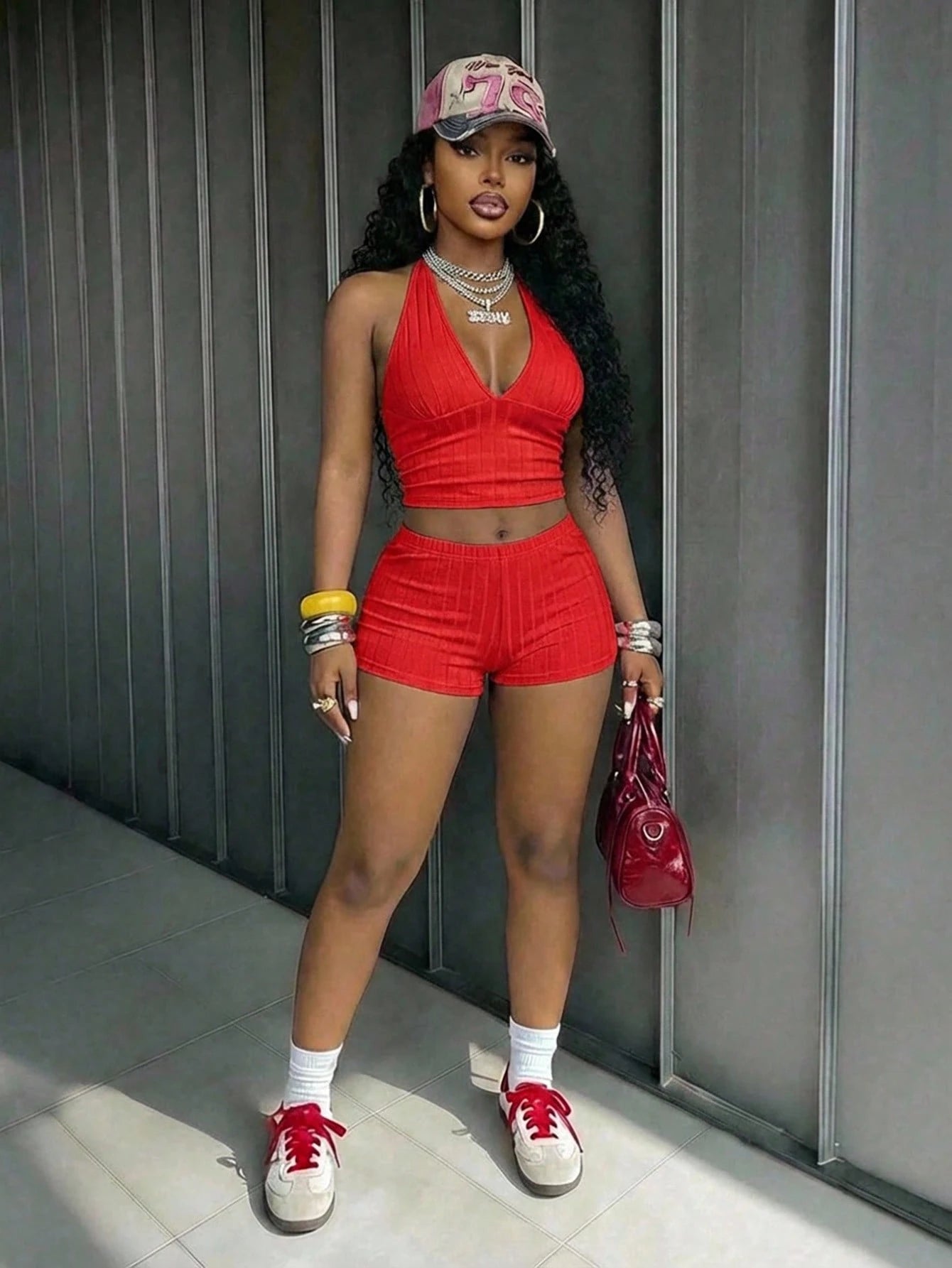 Slaydiva Women's Red Knitted Halter Camisole And Mini Shorts Two-Piece Outfit Sexy Plain Design Work Summer