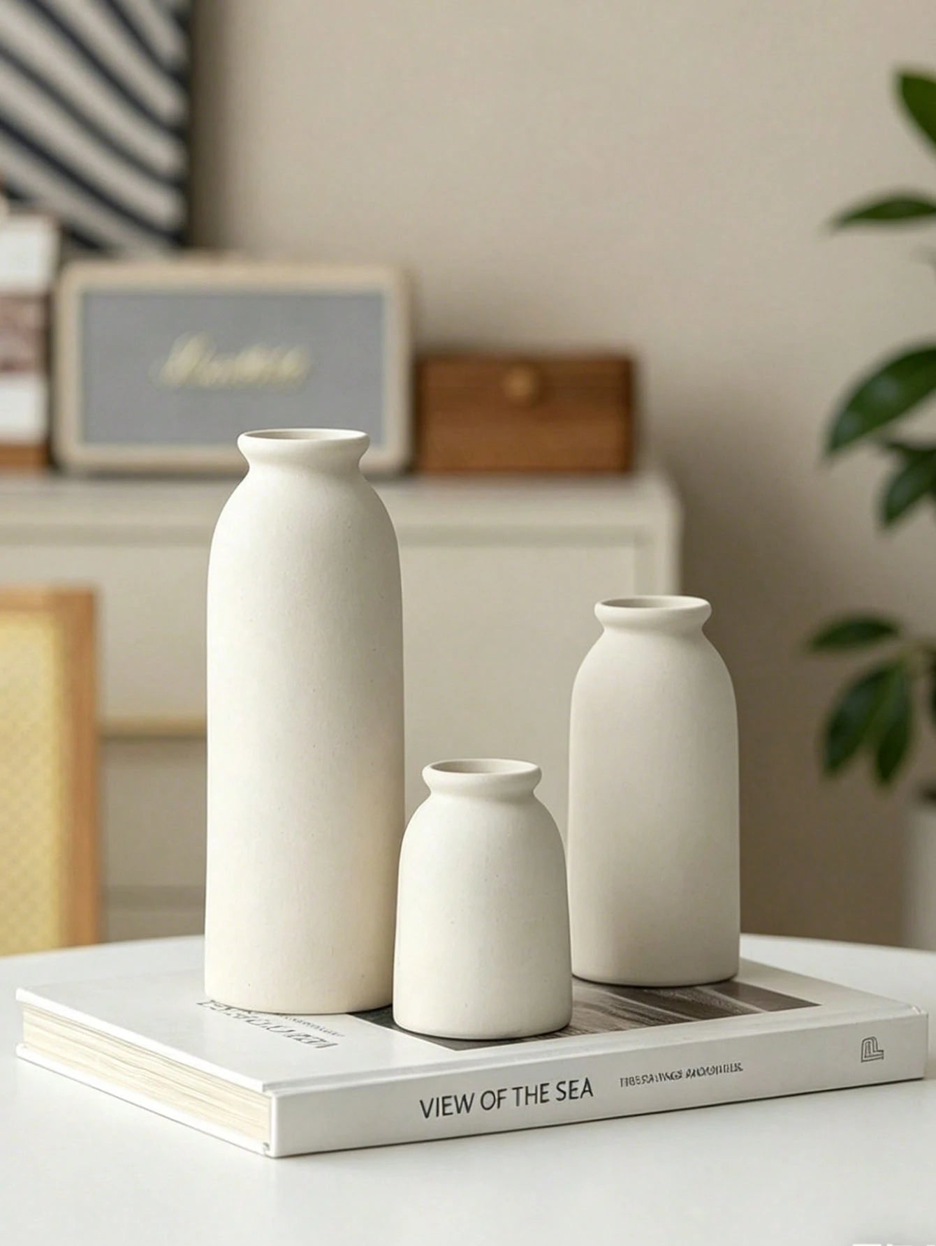 Small Flower Vases For Decor, Modern Boho Farmhouse Style, Decorative Vases For Pampas Grass & Dried Flowers,Artistic Vase For Floral Arrangements, Simple Living Room Exhibition Hall Decoration,Home D