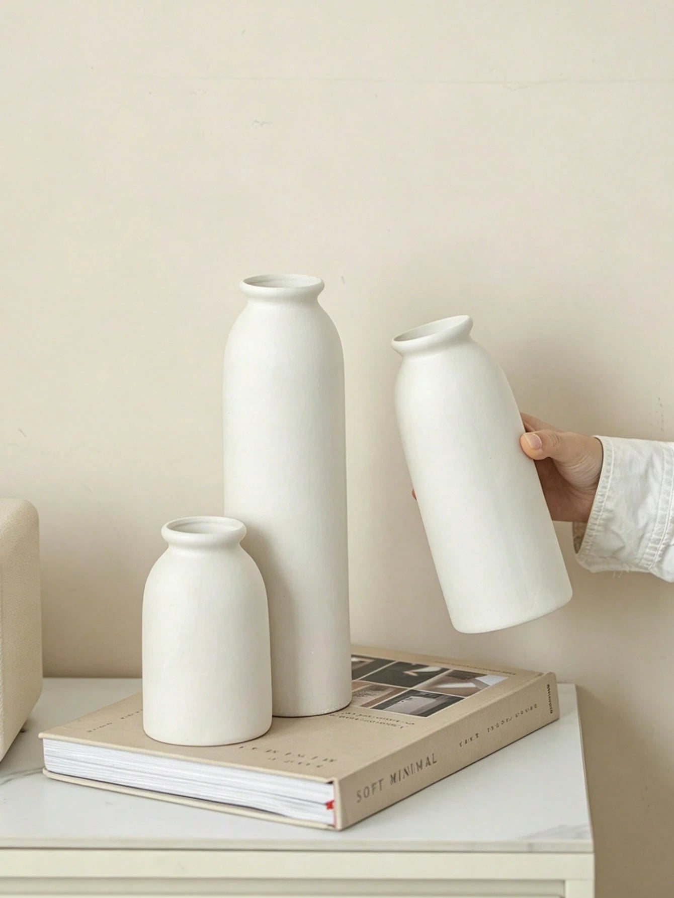 Small Flower Vases For Decor, Modern Boho Farmhouse Style, Decorative Vases For Pampas Grass & Dried Flowers,Artistic Vase For Floral Arrangements, Simple Living Room Exhibition Hall Decoration,Home D