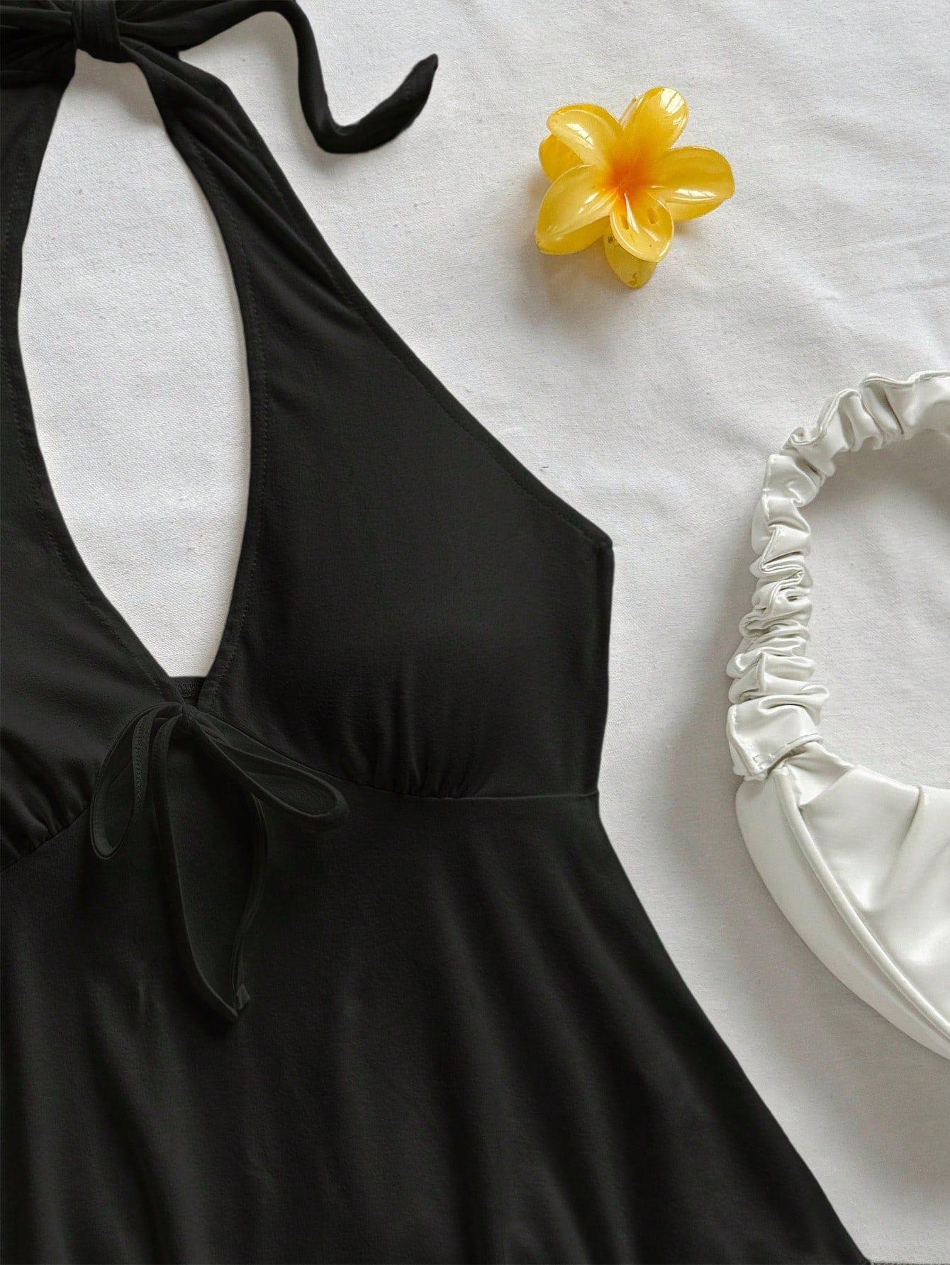 Soleia Black V-Neck Bowknot Backless Babydoll Top For Women, Casual Vacation Attire Suitable For Summer Suitable For Going Out