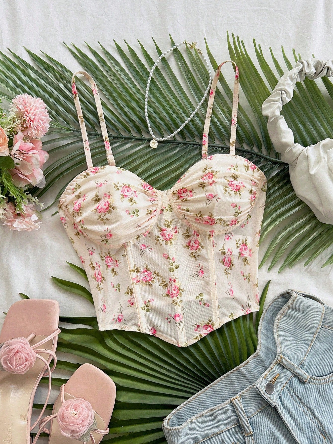 Soleia Vacation For Women Going Out Spring Break Vacation For Women Women's Floral Print Ruched Camisole Top, Vacation Style No Chest Padding