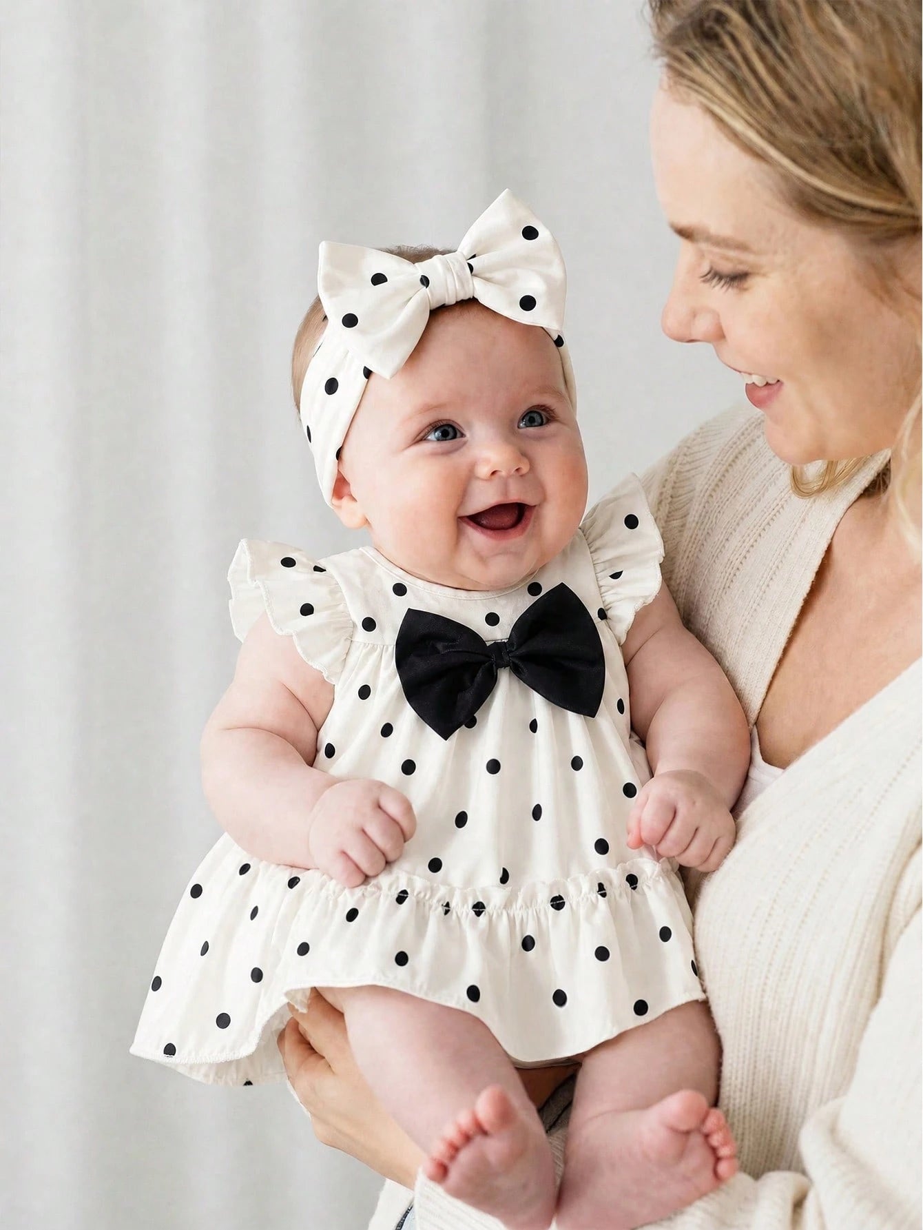 Summer Baby Girls' Red And White Polka Dot Ruffle Flutter-Sleeve Dress For Newborns Classic Loose A-Line Tiered Skirt Lightweight Wedding Outfits Cute