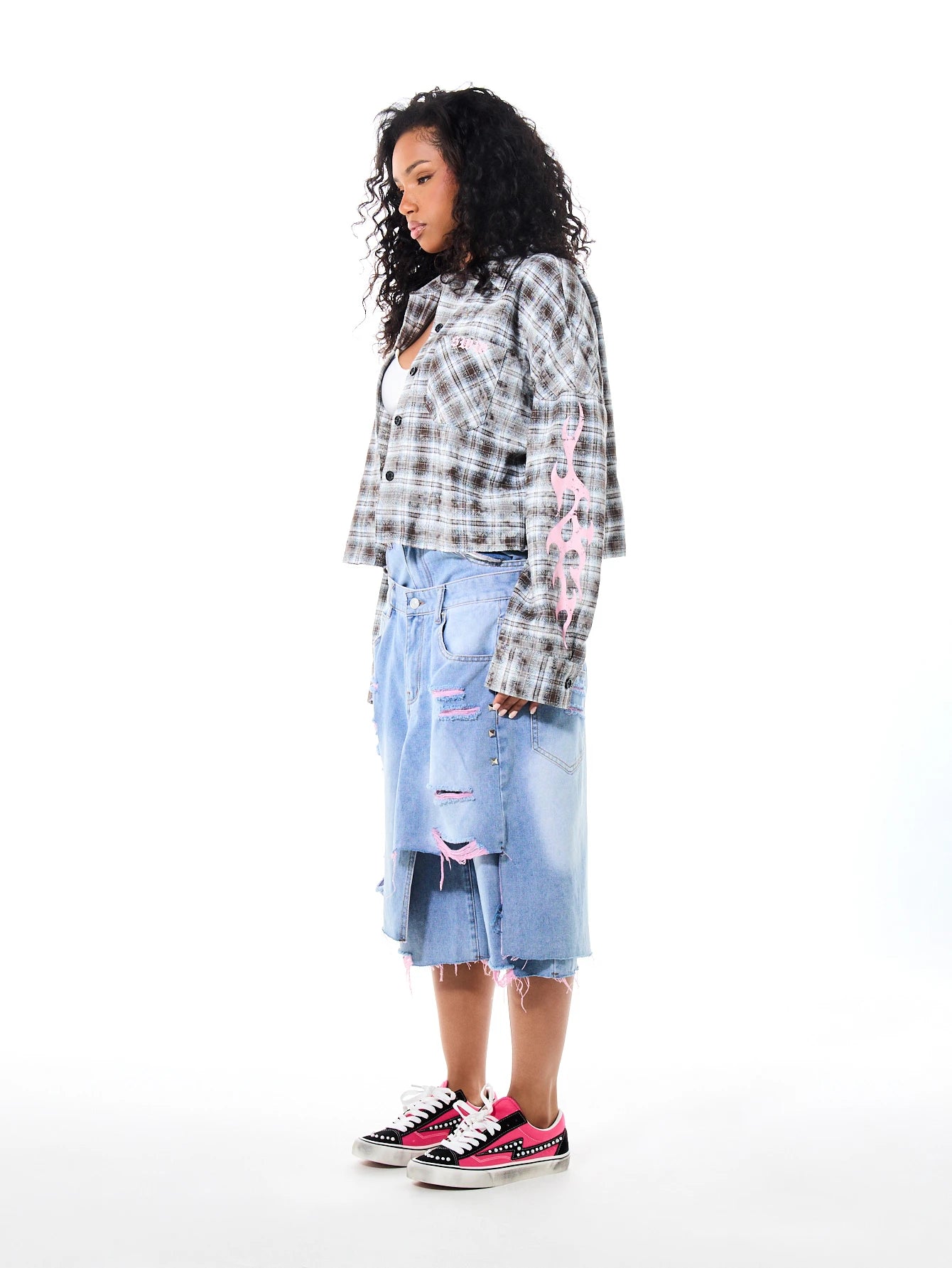 SUMWON WOMEN Plaid Cropped Flannel Shirt With Flame Sleeve Print Graphic Number Back Button Front Collared Top