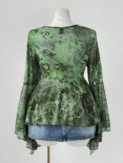 Sunspun Plus Size Women Contrast Lace V-Neck Flare Sleeve Cashew Print Fashionable Top