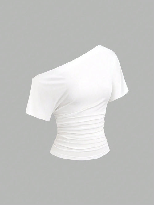 Sweetra New Spring/Summer Women's Stylish High Street Chic Asymmetric Shoulder Slim Fit Comfortable Casual T-Shirt