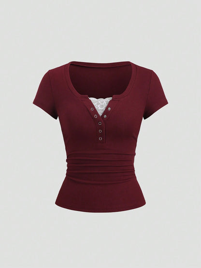 Sweetra Streetwear Women's Half-Open Cuff Eyelet Lace Trim Solid Color Short Sleeve T-Shirt