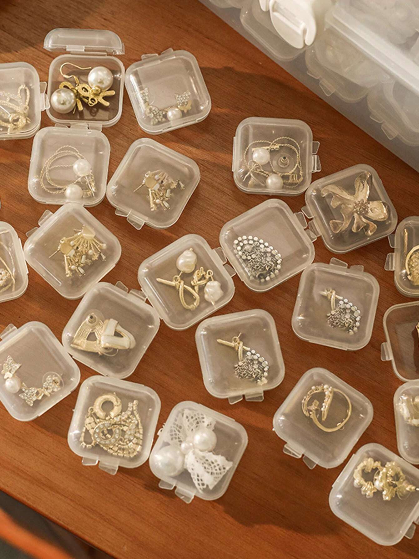 Transparent Plastic Portable False Eyelash Storage Box, Multipurpose Jewelry Earrings Studs Necklace Organizer, Dustproof Cover Jewelry Display Case, Available In 5pcs/10pcs/20pcs/30pcs/50pcs,Jewelle