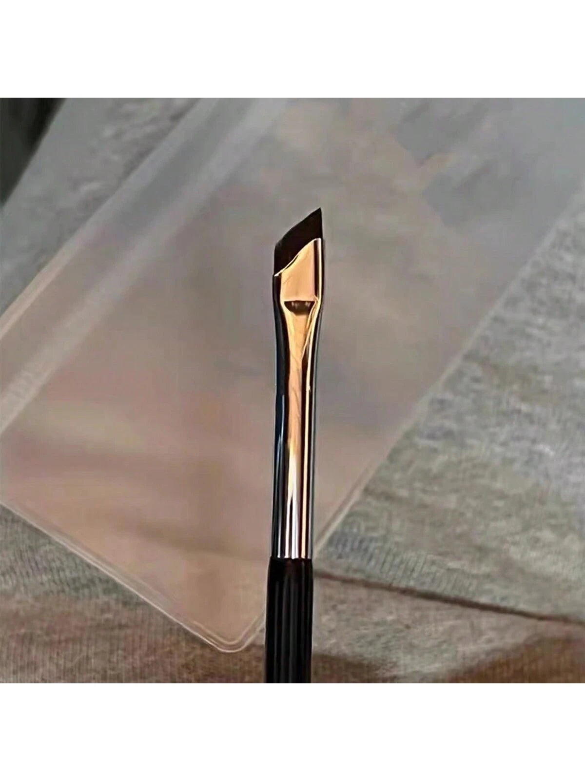 Ultra-Thin Angled Liner Brush, Angled Brow Brush, Eyeshadow Brush For Under-Eye And Eyelid, Affordable Makeup Tools That Are Versatile And Extremely Effective, Eyebrow Brush, Eyeshadow Brush, Brush,Gi