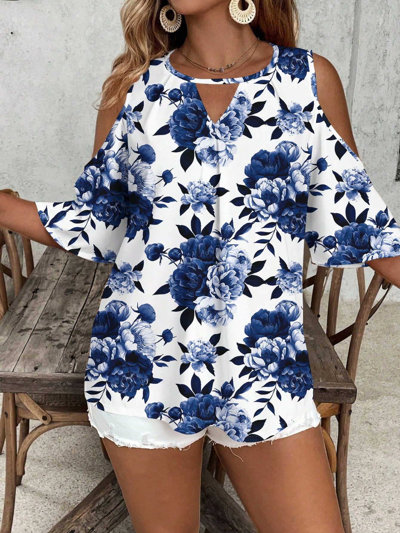 VCAY Plus Size Casual Floral Print Hollow Out Shirt