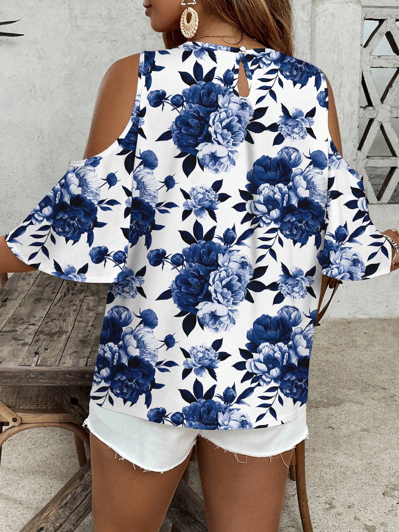 VCAY Plus Size Casual Floral Print Hollow Out Shirt