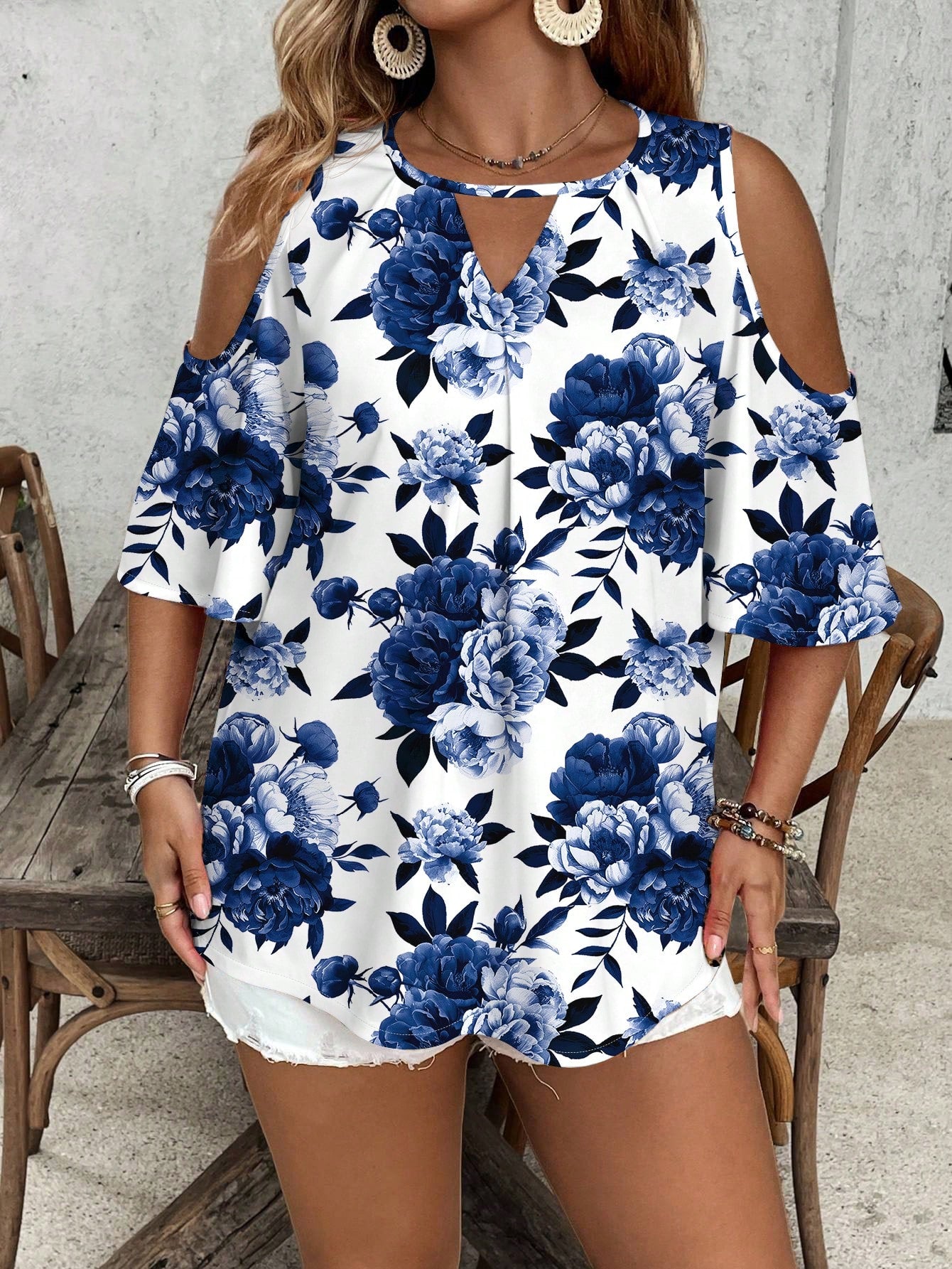 VCAY Plus Size Casual Floral Print Hollow Out Shirt