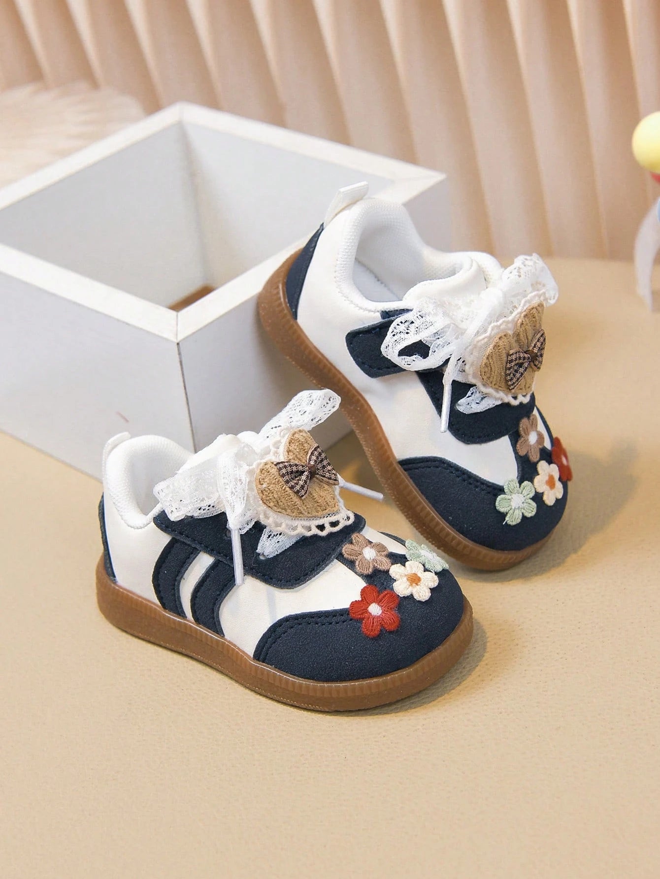 Vintage Mori Style Girls' Mary Jane Shoes With Floral & Heart Pattern, Soft Sole Baby Toddler Shoes