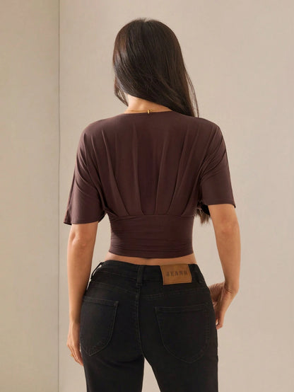 Vivamere Brown Bat Print V-Neck Short Sleeve Knit Top, Solid Color Commuting Night T-Shirt, Summer Outfits, Going Out, Petite Women Sexy Elegant
