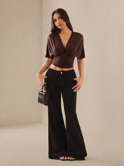 Vivamere Brown Bat Print V-Neck Short Sleeve Knit Top, Solid Color Commuting Night T-Shirt, Summer Outfits, Going Out, Petite Women Sexy Elegant