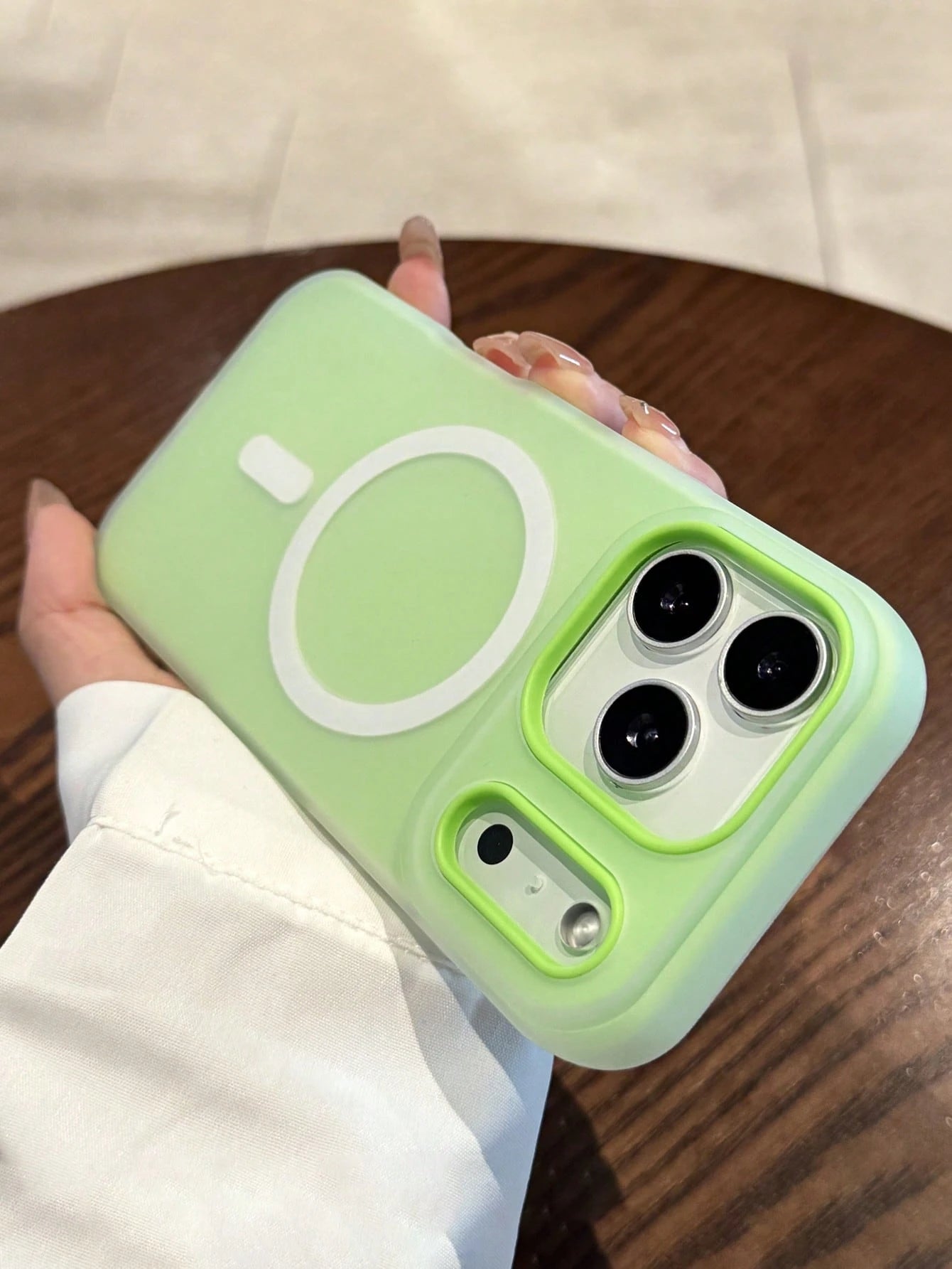 VRNOEI Luxury Matte Dopamine Jelly Magnetic Phone Case Compatible With IPhone 16 15 11 12 13 14 17 Pro Max Plus 17 AIR Shockproof Protective Magnetic Wireless Charging Case