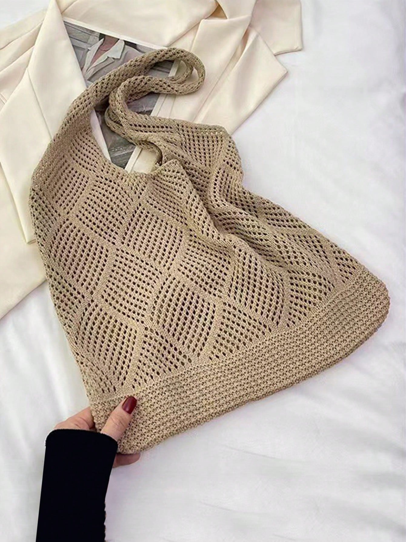 Women Hollow Knitted Shoulder Bag Simple Crochet Handbag Lightweight Casual Hollow Out Pattern Crochet Bag