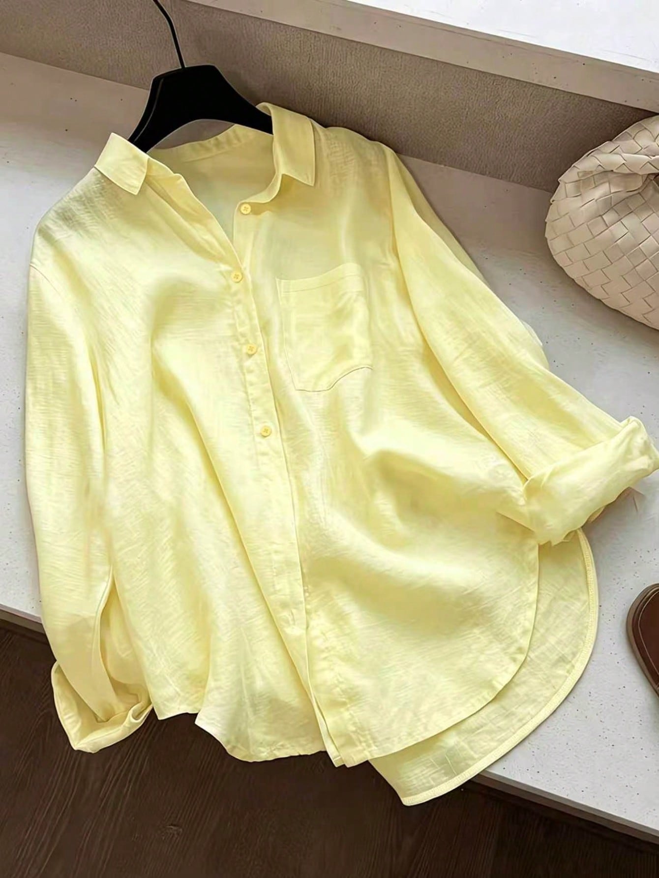 Women's Casual Solid Color Front Button Curved Hem Shirt Spring Yellow, Minimalist