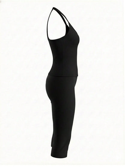 Women's Casual V-Neck Ribbed Knit Tank Top & Fitted Capri Pants Solid Color 2-Piece Set Summer Outfit Black Elegant