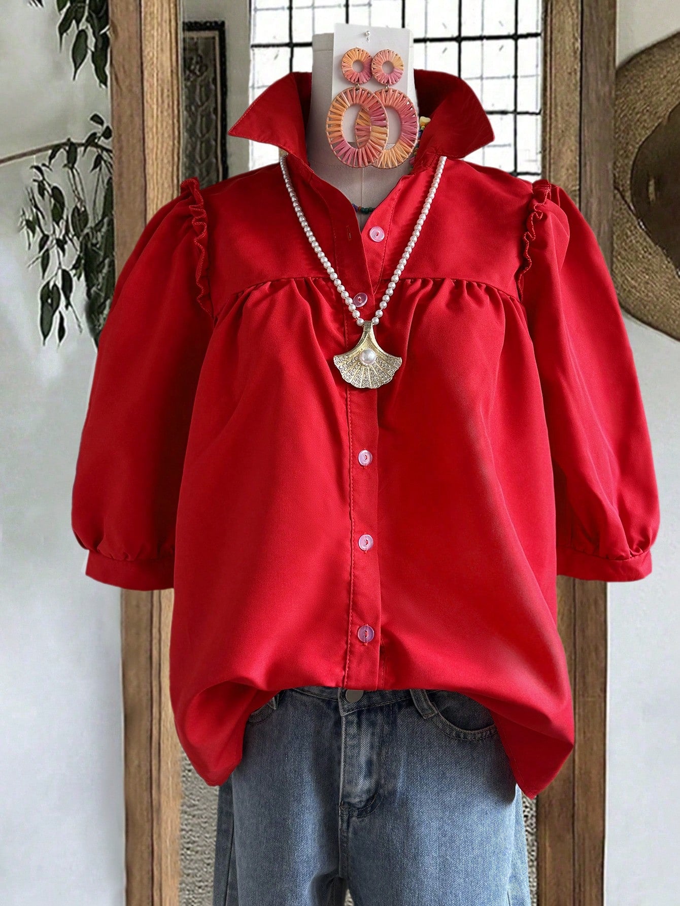 Women's Casual Vacation Solid Color Crinkle Pleated Wooden Button Loose Short Sleeve Blouse, Spring/Summer Red