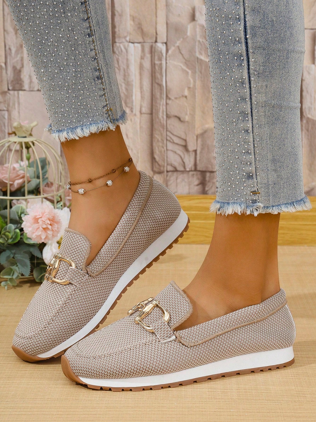 Women's European Size Round Toe Slip On Loafers With Buckle Decor, Casual Outdoor Shoes, European Style 2025 Spring/Autumn Fashionable Large Size Comfort Breathable Non-Slip Soft Bottom Metal Chain De