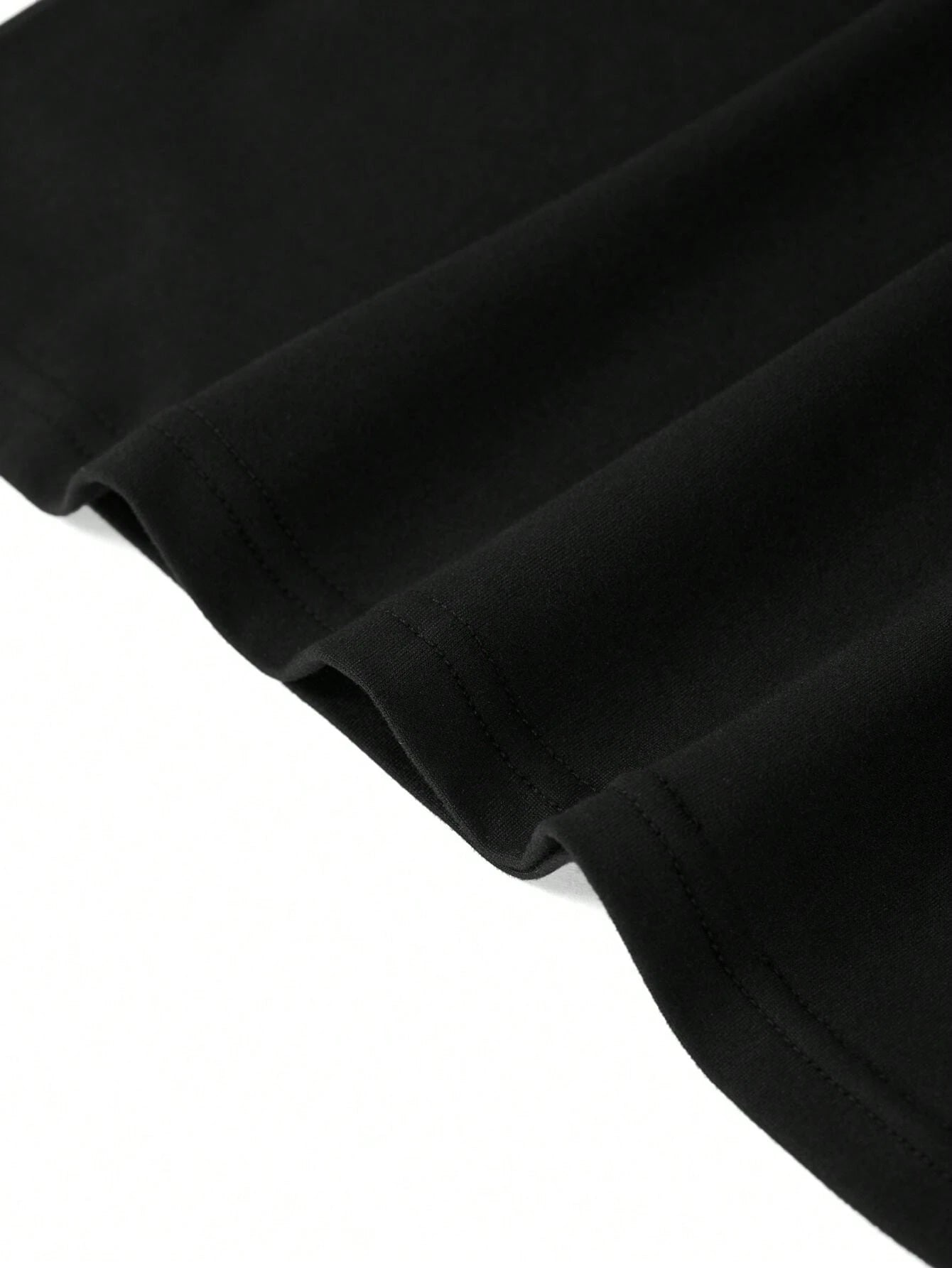 Women's Knit Round Neck Half Sleeve T-Shirt, Medium Stretch, Regular Length Top, Perfect For Casual Wear In All Seasons. Black