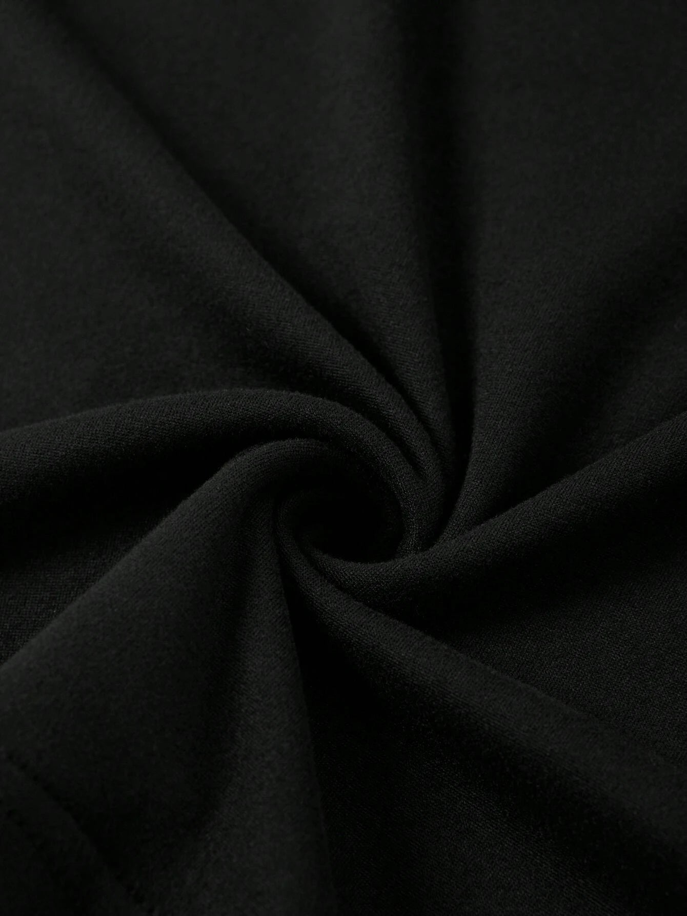 Women's Knit Round Neck Half Sleeve T-Shirt, Medium Stretch, Regular Length Top, Perfect For Casual Wear In All Seasons. Black