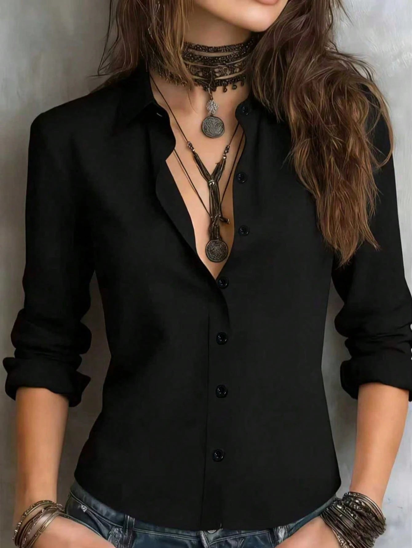 Women's Solid Color Long Sleeve Shirt, Featuring A Collared Design To Showcase A Professional And Capable Demeanor, Made Of Comfortable Fabric.